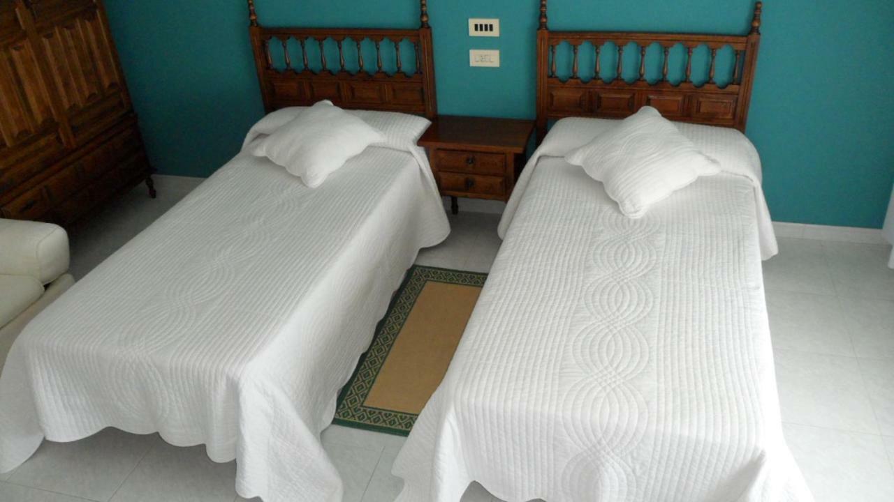 Vista Alegre Hostal La Paz מראה חיצוני תמונה
